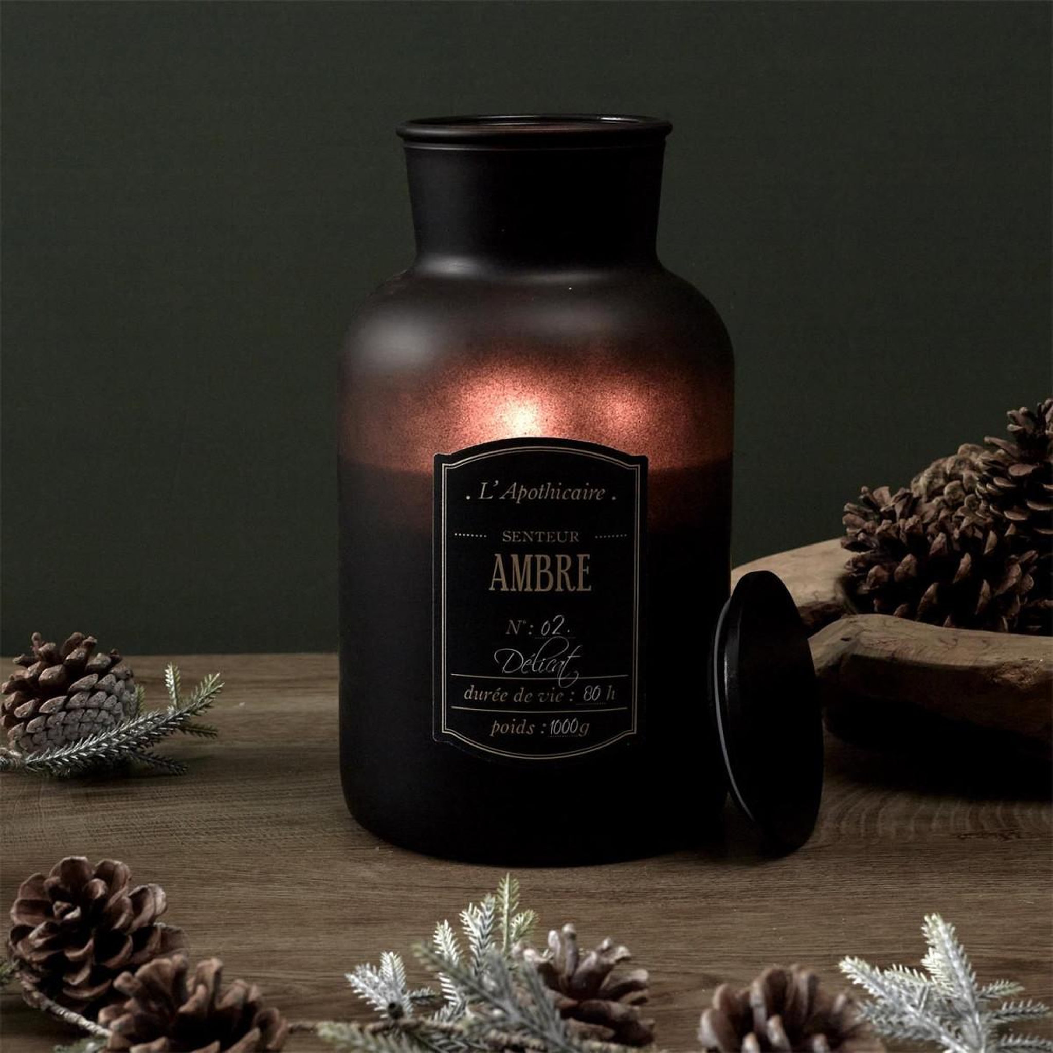 Voir la diapositive 3 : The Home Deco Factory Bougie parfumée vintage  apothicaire  1000g ambre