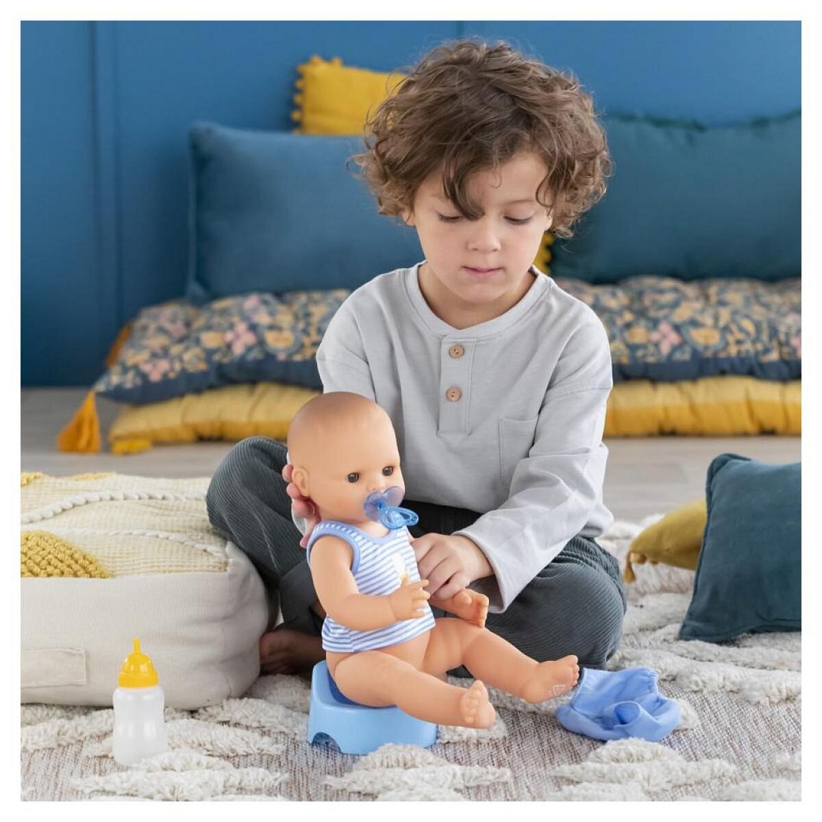 Corolle Poupon Paul fait pipi