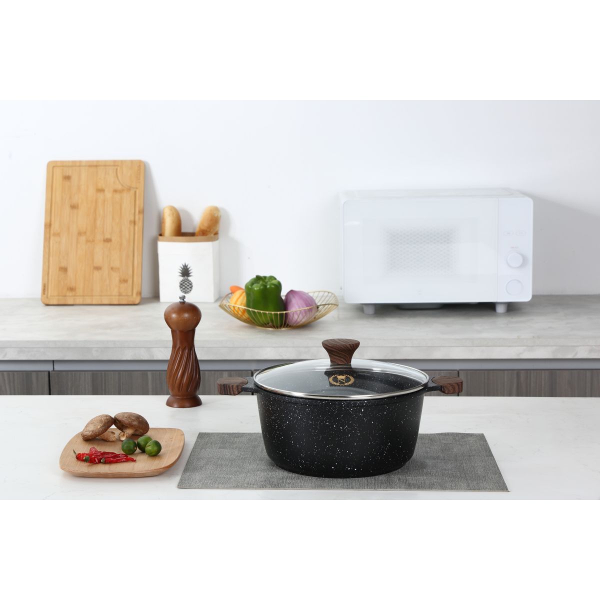 NAPOLEON Faitout 24cm avec couvercle en fonte d'aluminium