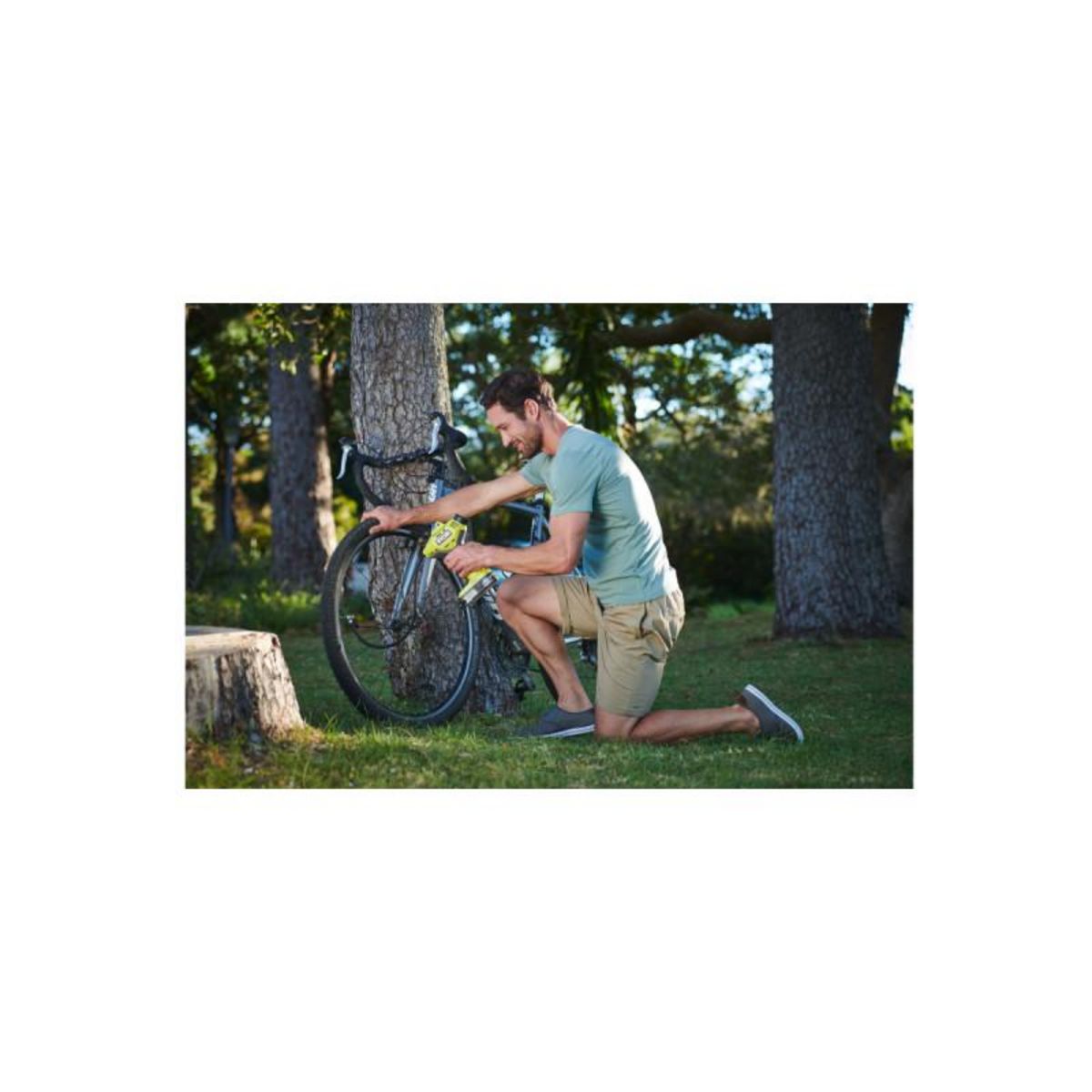 Ryobi Compresseur RYOBI 18V One Plus - sans batterie ni chargeur R18PI-0