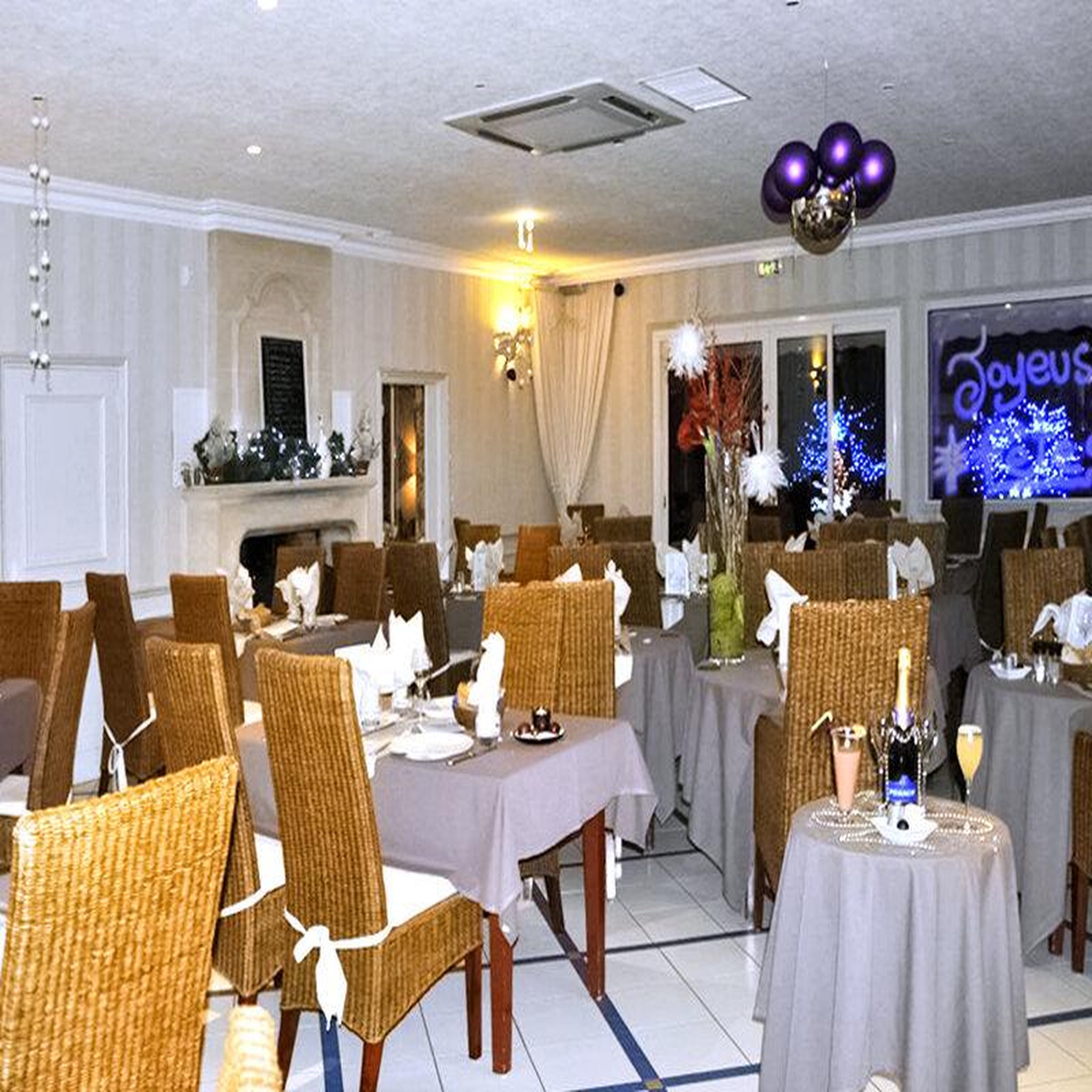 Voir la diapositive 3 : Smartbox 2 jours en auberge avec dîner et espace bien-être près de blois - coffret cadeau séjour