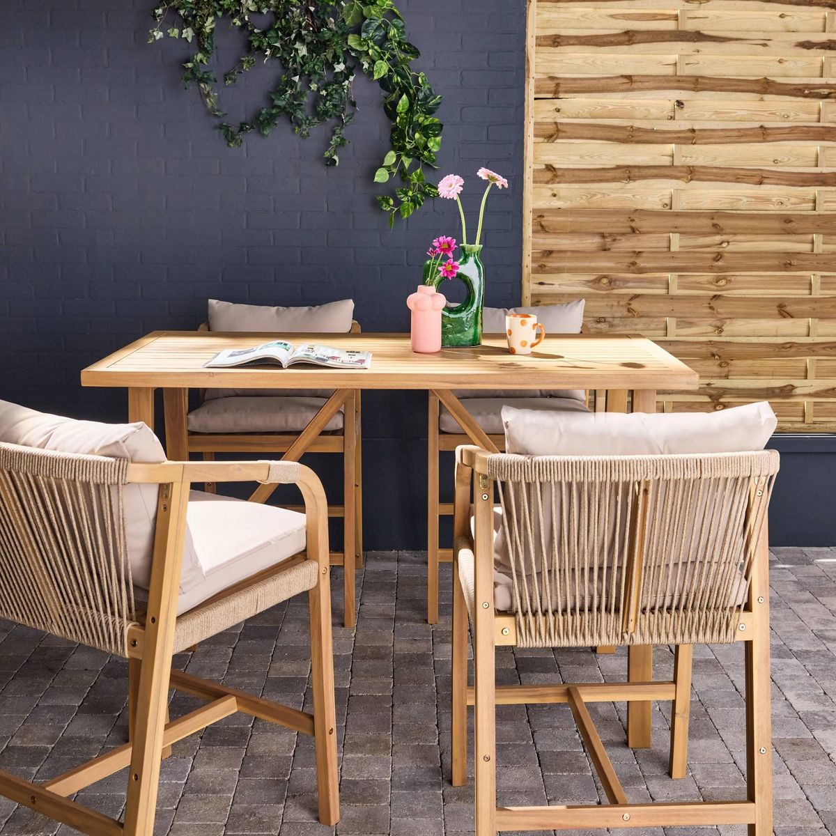 SWEEEK Table haute de jardin bois d'acacia + 4 assises Paloma et Zahara naturel 150 x 81 x 100 cm