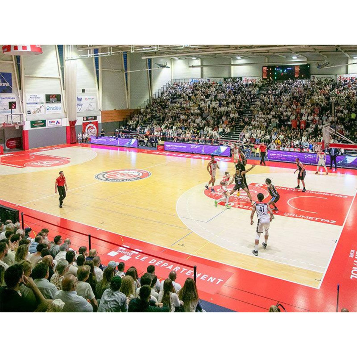 Smartbox Billet VIP pour un match au choix de l'Aix Maurienne Savoie Basket pour 2 - Coffret Cadeau Sport & Aventure