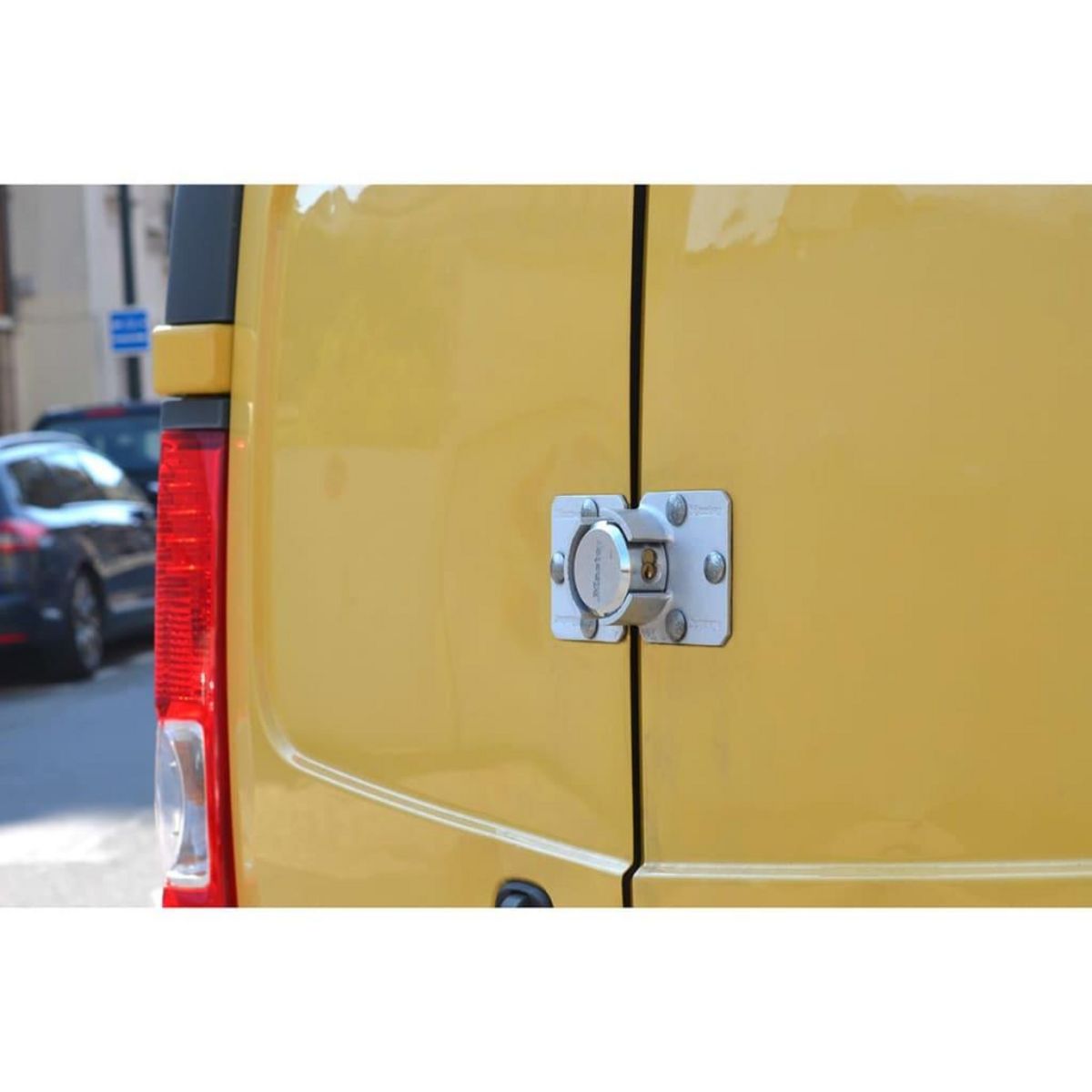 Master lock Master Lock Ensemble de cadenas et moraillon en acier Argente 736EURD