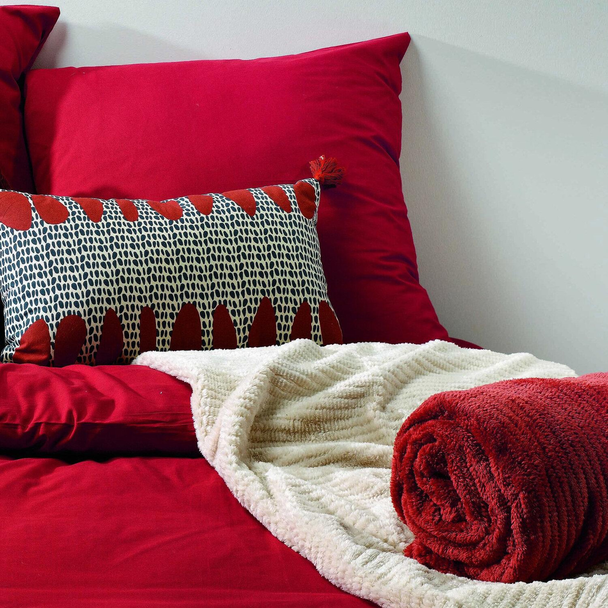 Voir la diapositive 2 : Les Ateliers du Linge Coussin imprimé en polycoton kilima