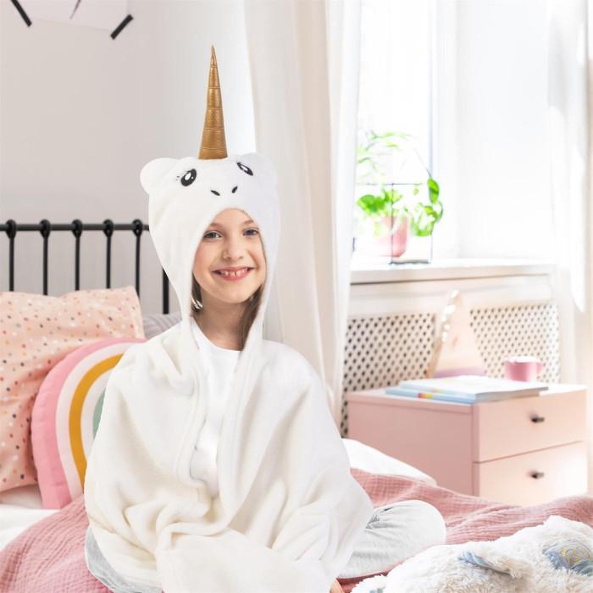 Voir la diapositive 3 : Paris Prix Plaid Enfant  Licorne  90x110cm Ivoire