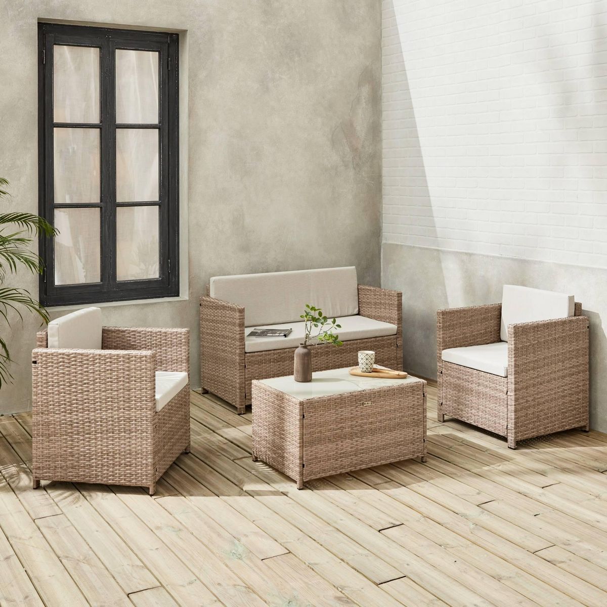 SWEEEK Salon de jardin en résine tressée 4 places Perugia - 1 canapé, 2 fauteuils, une table basse