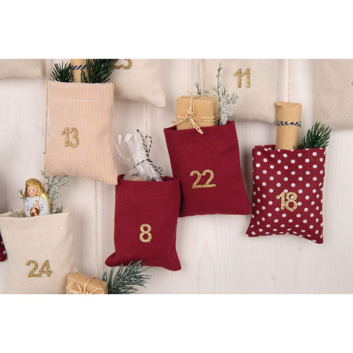 Rayher Calendrier de l'avent 24 pochettes tissu à suspendre