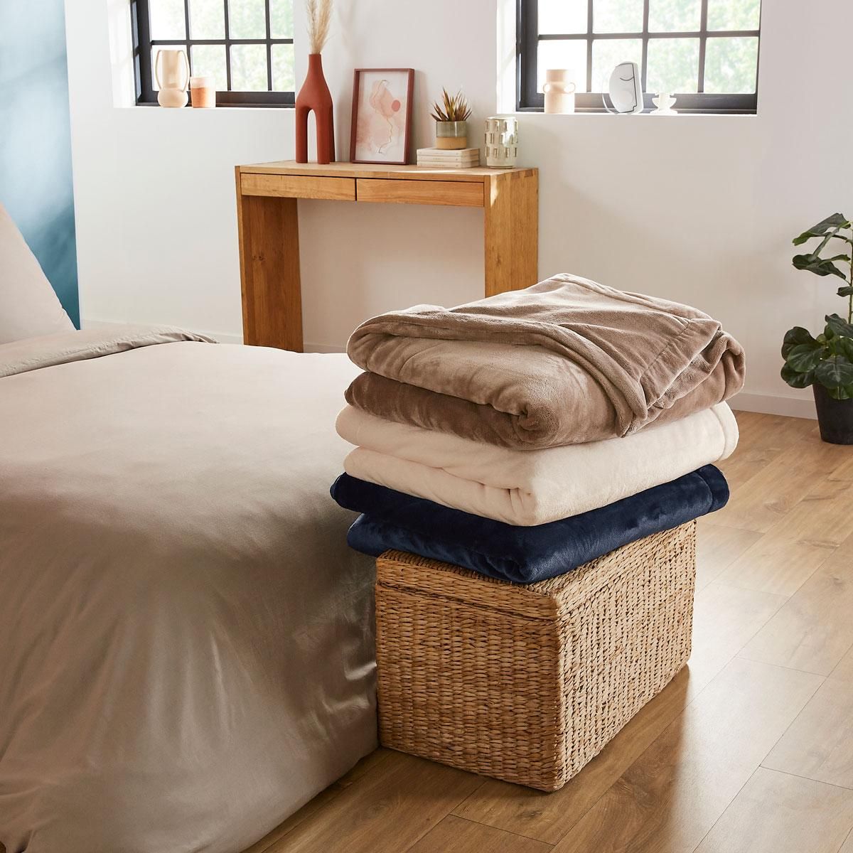 DODO Couverture Polaire Extra Douce Coloris Bleu