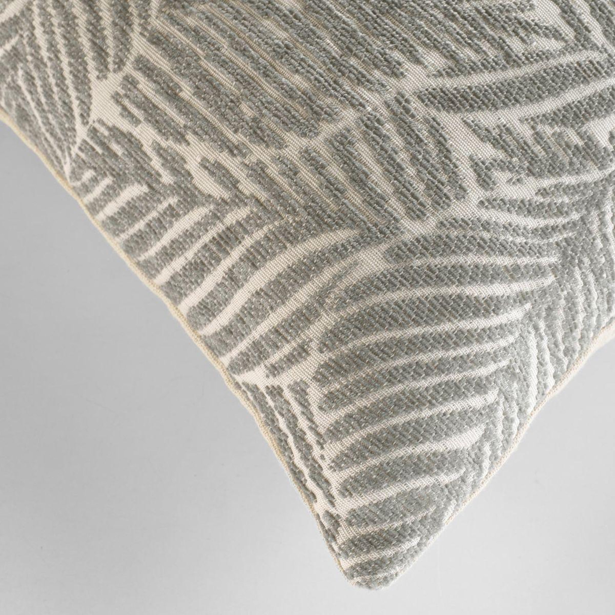 Voir la diapositive 3 : Douceur d'Intérieur Housse de coussin jacquard  vivo  40x40cm gris