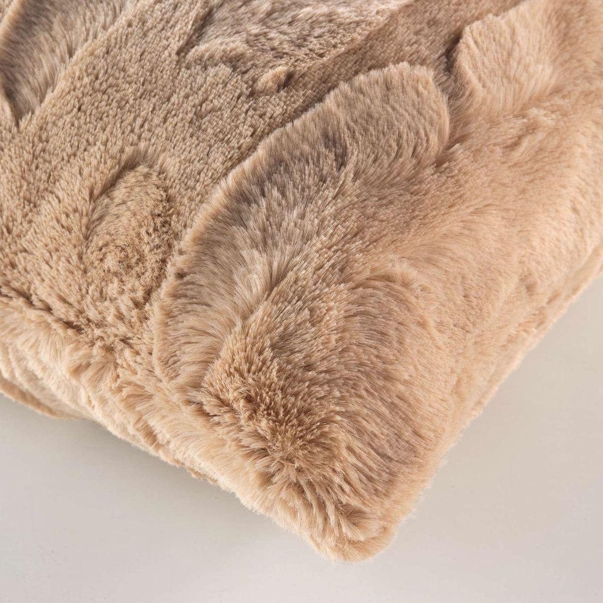 Paris Prix Coussin Imitation Fourrure  Foxy  45x45cm Sable