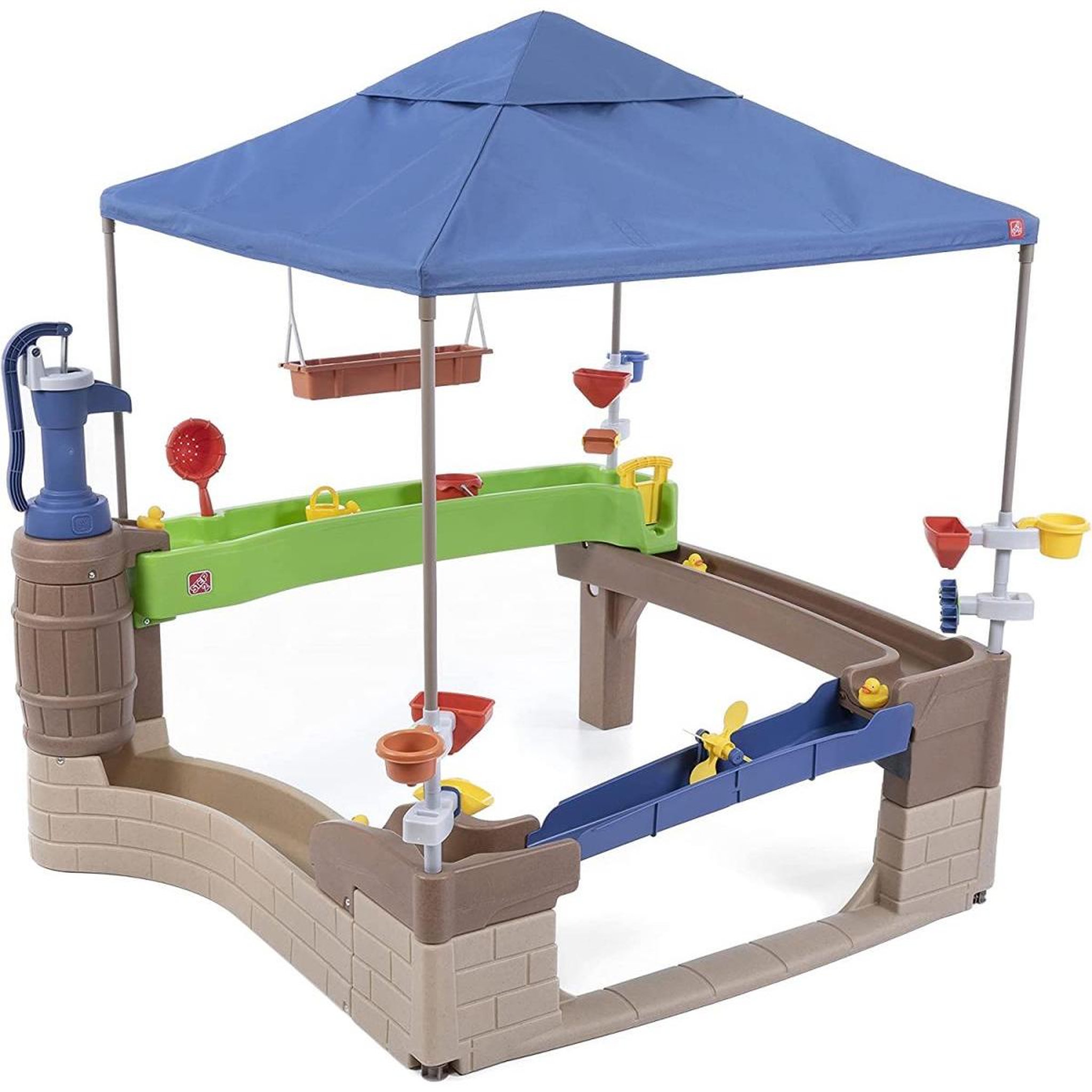Voir la diapositive 2 : Step 2 Pompe  and  Splash Oasis ombragée