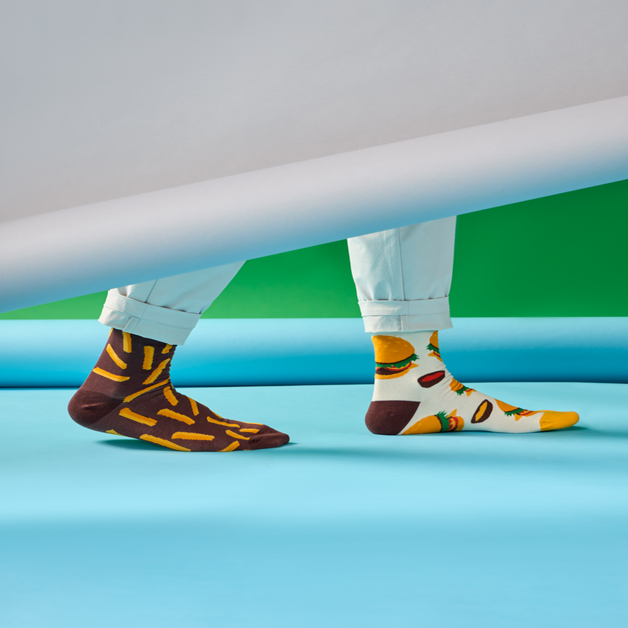 Voir la diapositive 4 : DEDOLES Chaussettes burger frites