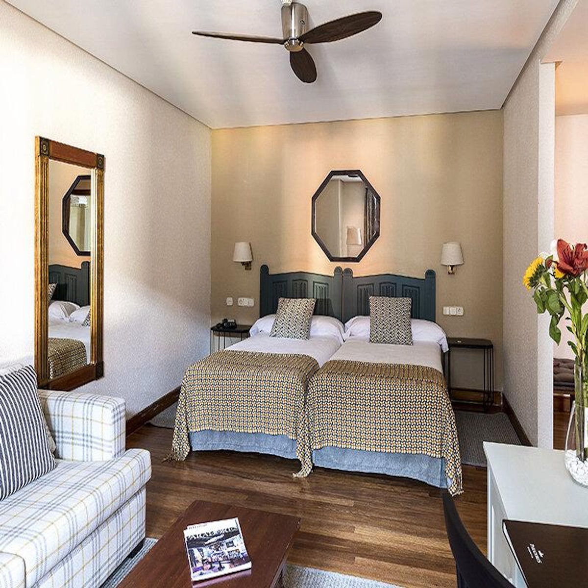 Smartbox Parador de Hondarribia 4* : 3 jours avec petits-déjeuners pour 2 personnes - Coffret Cadeau Séjour