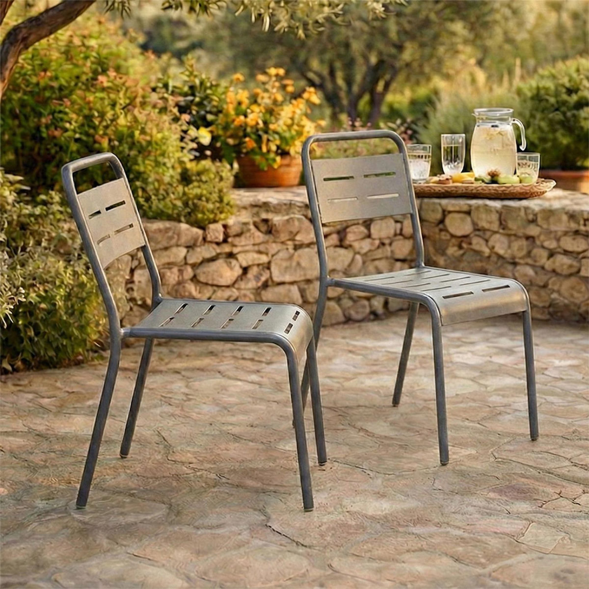 CONCEPT USINE Lot de 2 chaises de jardin empilables gris foncé BERGAME