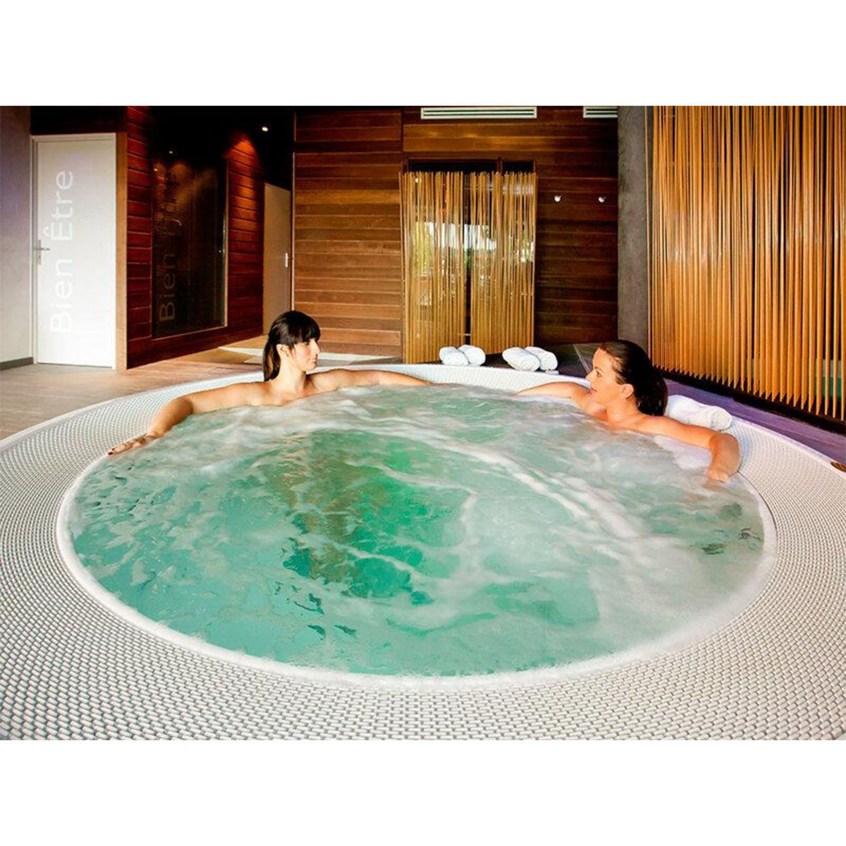 Smartbox Séjour de 2 jours en hôtel 4* avec accès à l'espace bien-être à Épinal - Coffret Cadeau Séjour