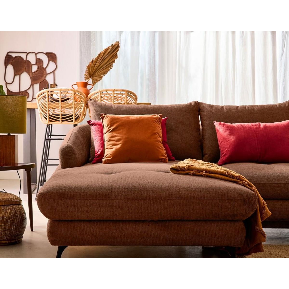 LISA DESIGN Ninon - canapé d'angle gauche 4 places convertible avec coffre en tissu texturé