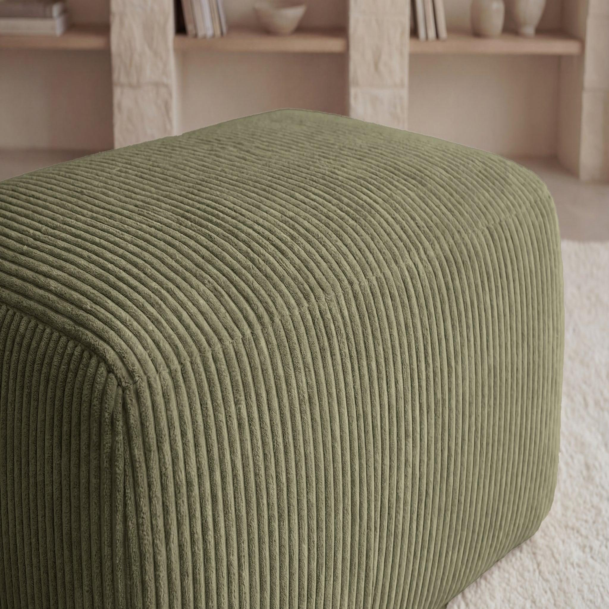 Voir la diapositive 4 : CASANOVA PARIS Olympe - pouf en petit velours côtelé 100x68x42