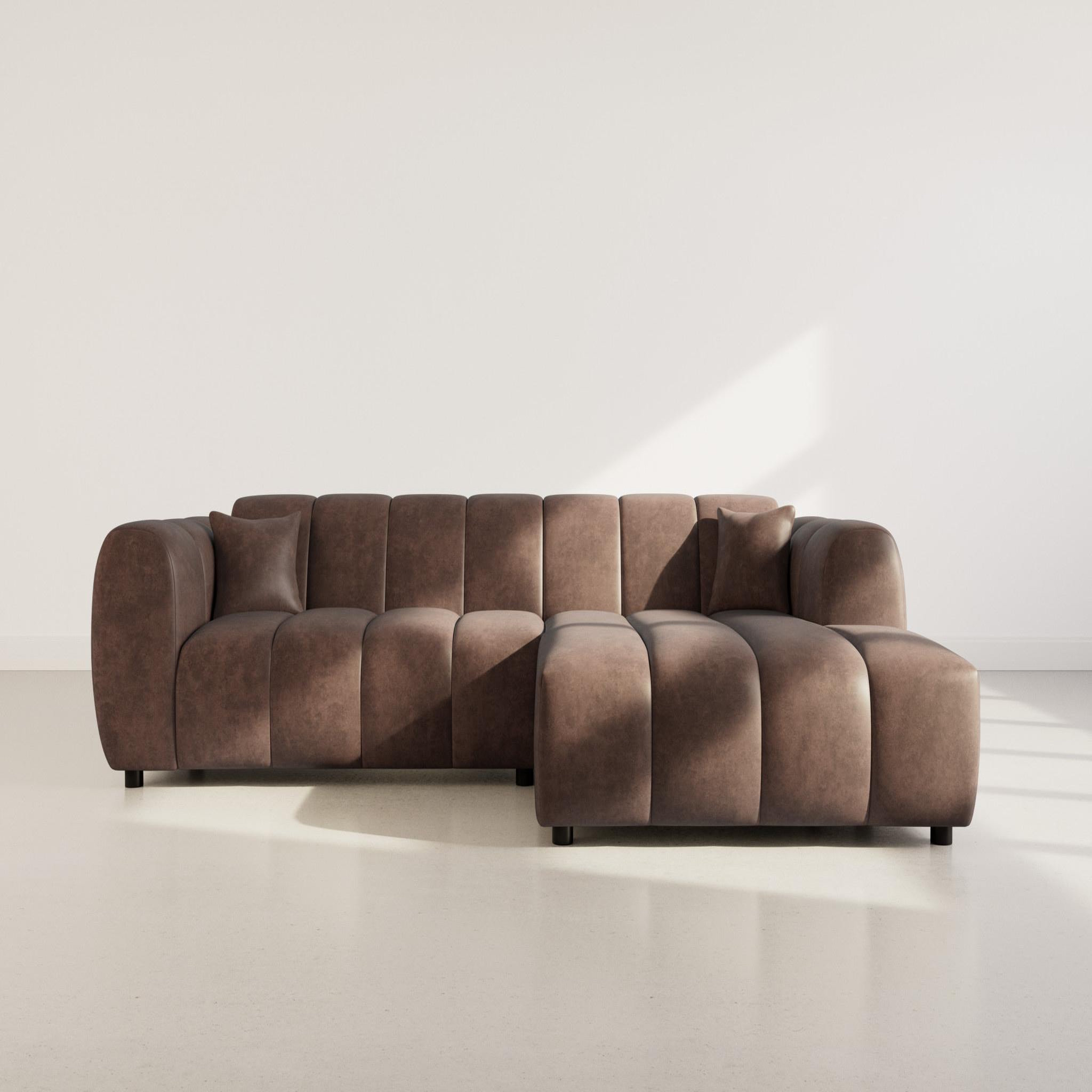 Voir la diapositive 2 : LISA DESIGN Curtis - canapé d'angle droit 4 places en simili