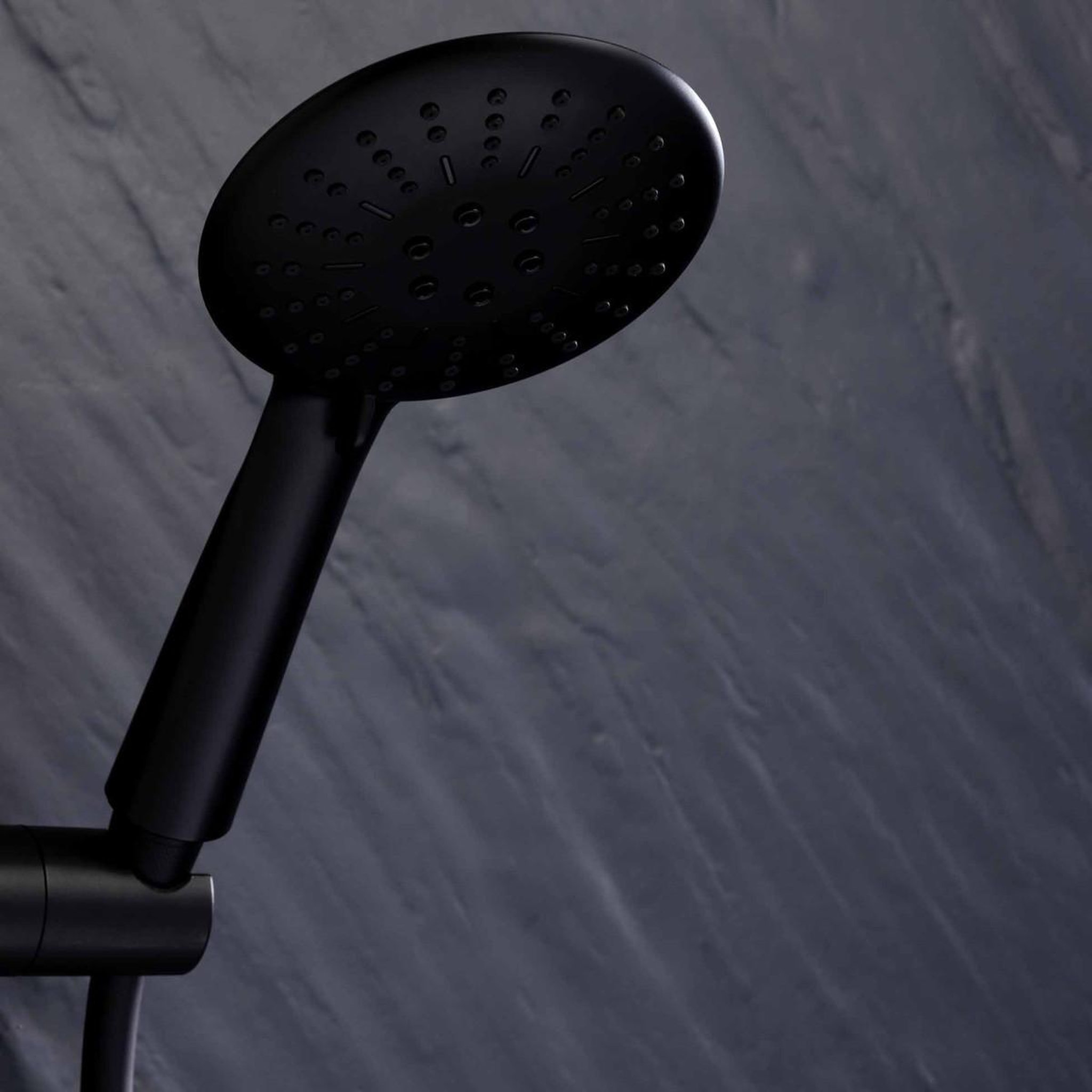 Voir la diapositive 3 : Douceur d'Intérieur Pommeau de douche 3 fonctions  hydro  23cm noir
