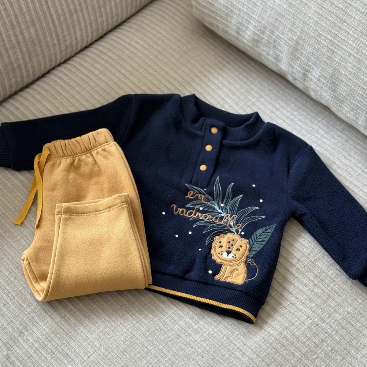 Petit Béguin Ensemble enfant sweat en polaire et pantalon en molleton Charly