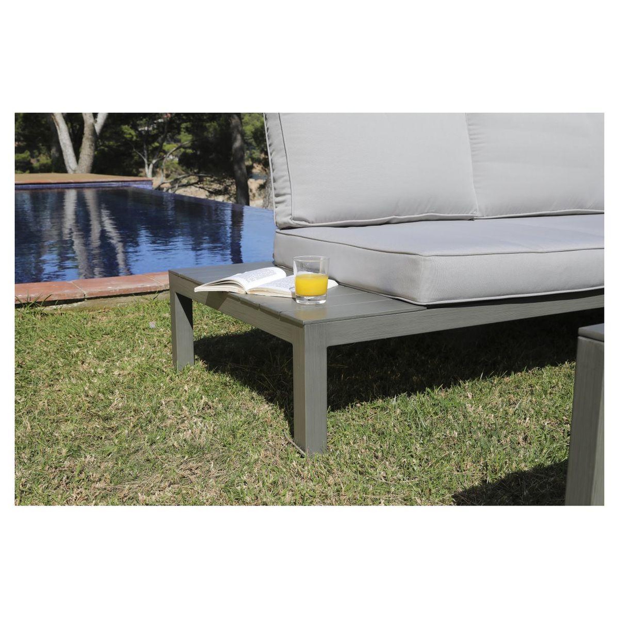 Voir la diapositive 3 : Salon bas de jardin 4 personnes en aluminium MAGNOLIA