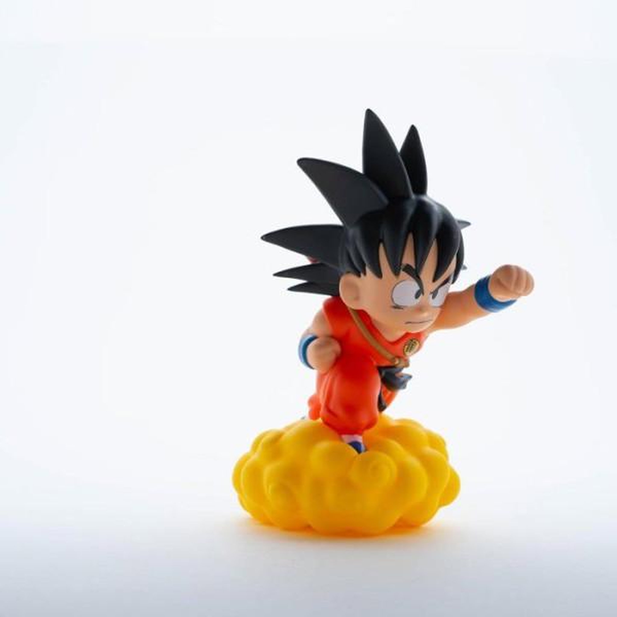 Voir la diapositive 2 : Plastoy Tirelire - PLASTOY - Dragon Ball Son Goku Enfant Nuage Magique - Plastique - 22 cm