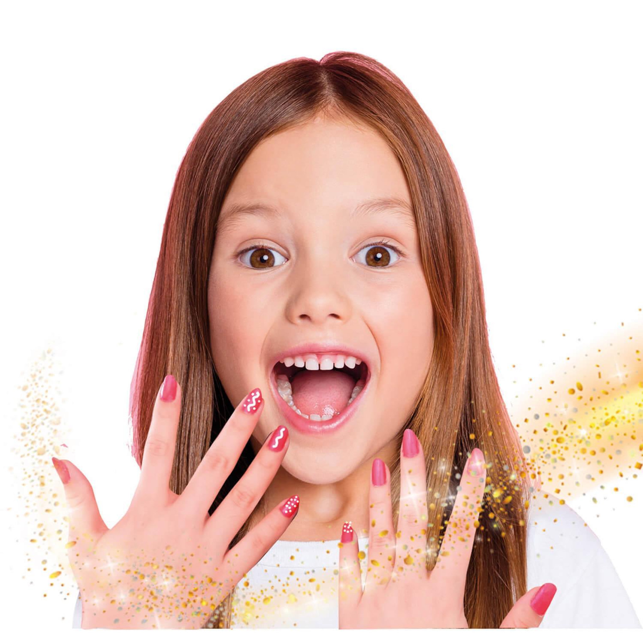 Voir la diapositive 4 : CLEMENTONI Science et jeu : Mon laboratoire des ongles