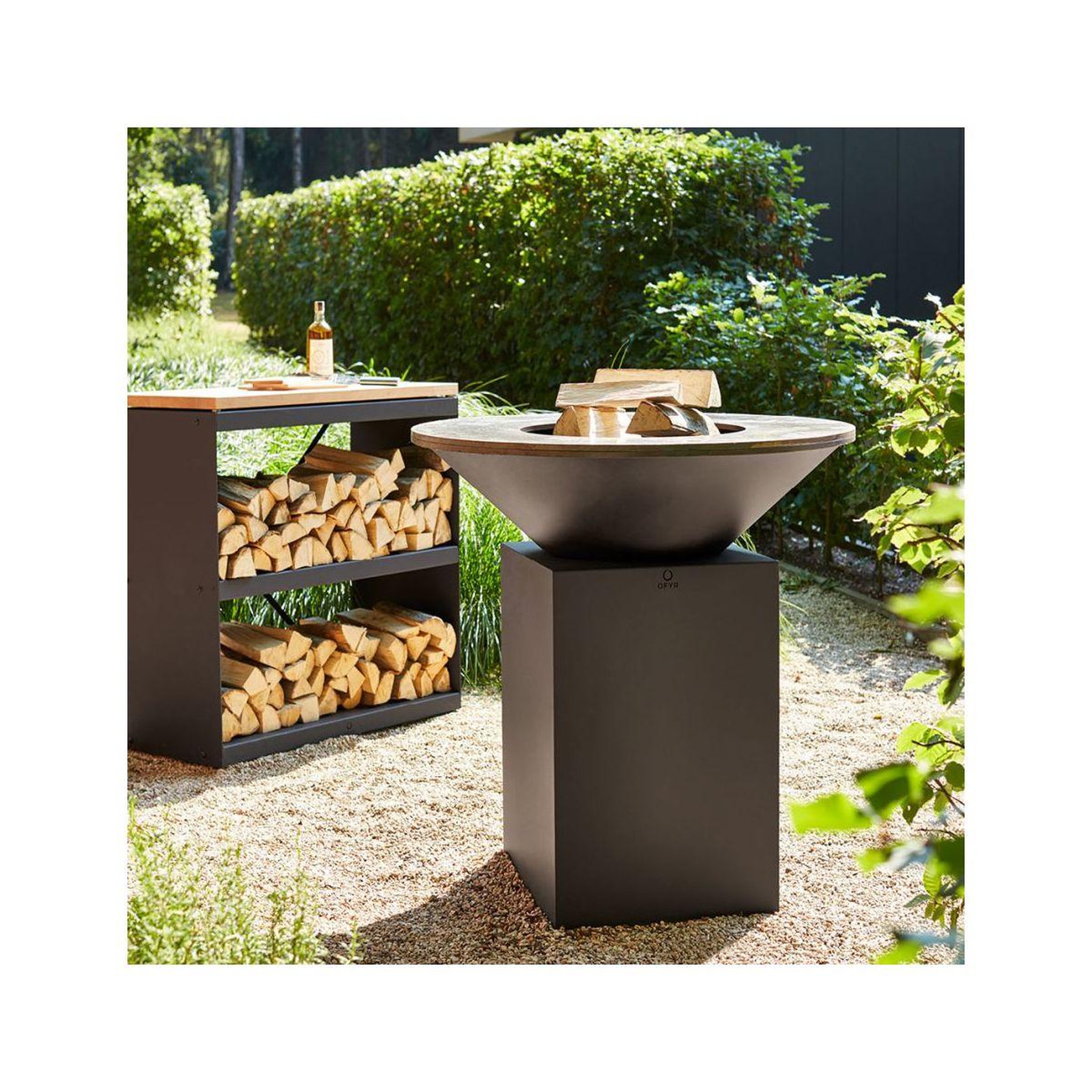 Voir la diapositive 4 : OFYR Brasero classic black 100 oc1b100