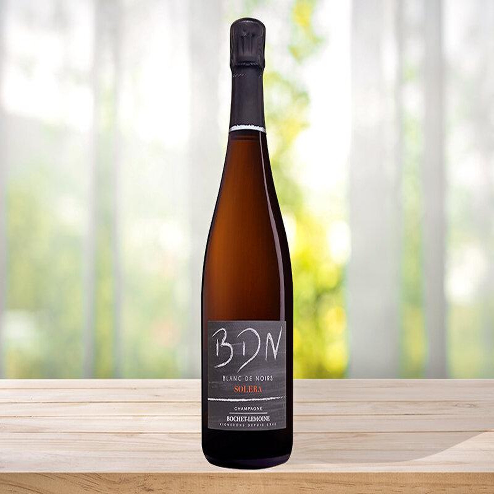 Voir la diapositive 3 : Smartbox Coffret de 3 bouteilles de champagne à déguster chez soi - coffret cadeau sport & aventure