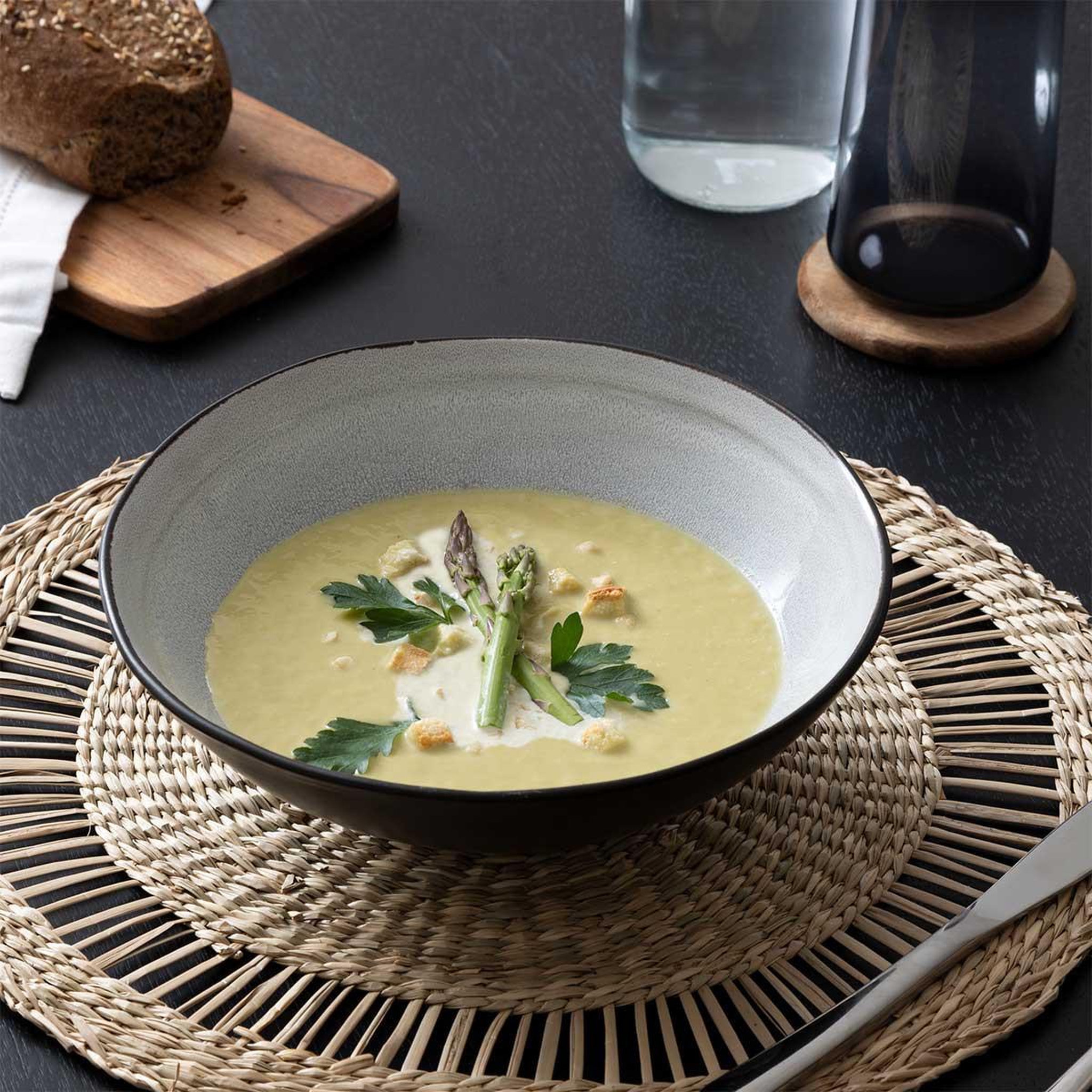 Voir la diapositive 3 : SECRET DE GOURMET Saladier design  diane  23cm beige