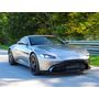 Voir la diapositive 2 : Smartbox Stage de pilotage : 2 tours sur le circuit du Roussillon en Aston-Martin Vantage - Coffret Cadeau Sport & Aventure