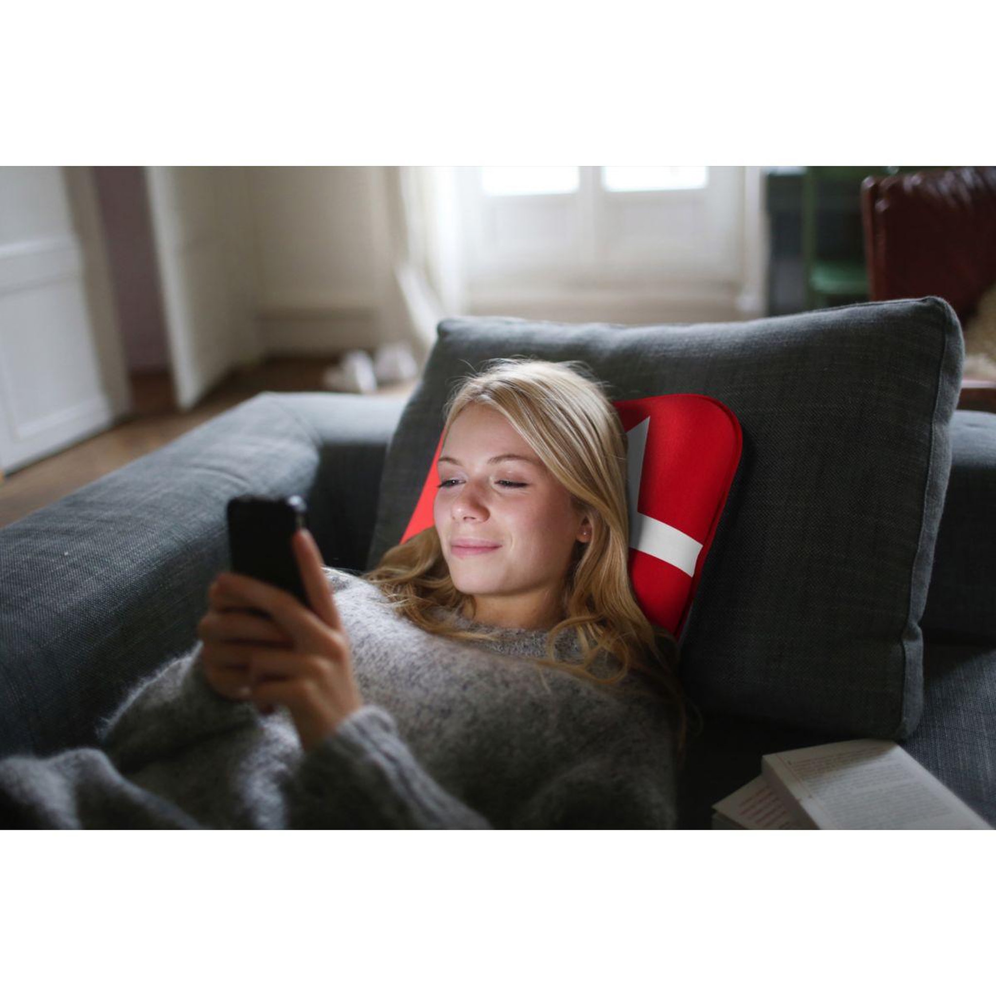 Voir la diapositive 3 : Skross Coussin ergonomique de voyage rouge