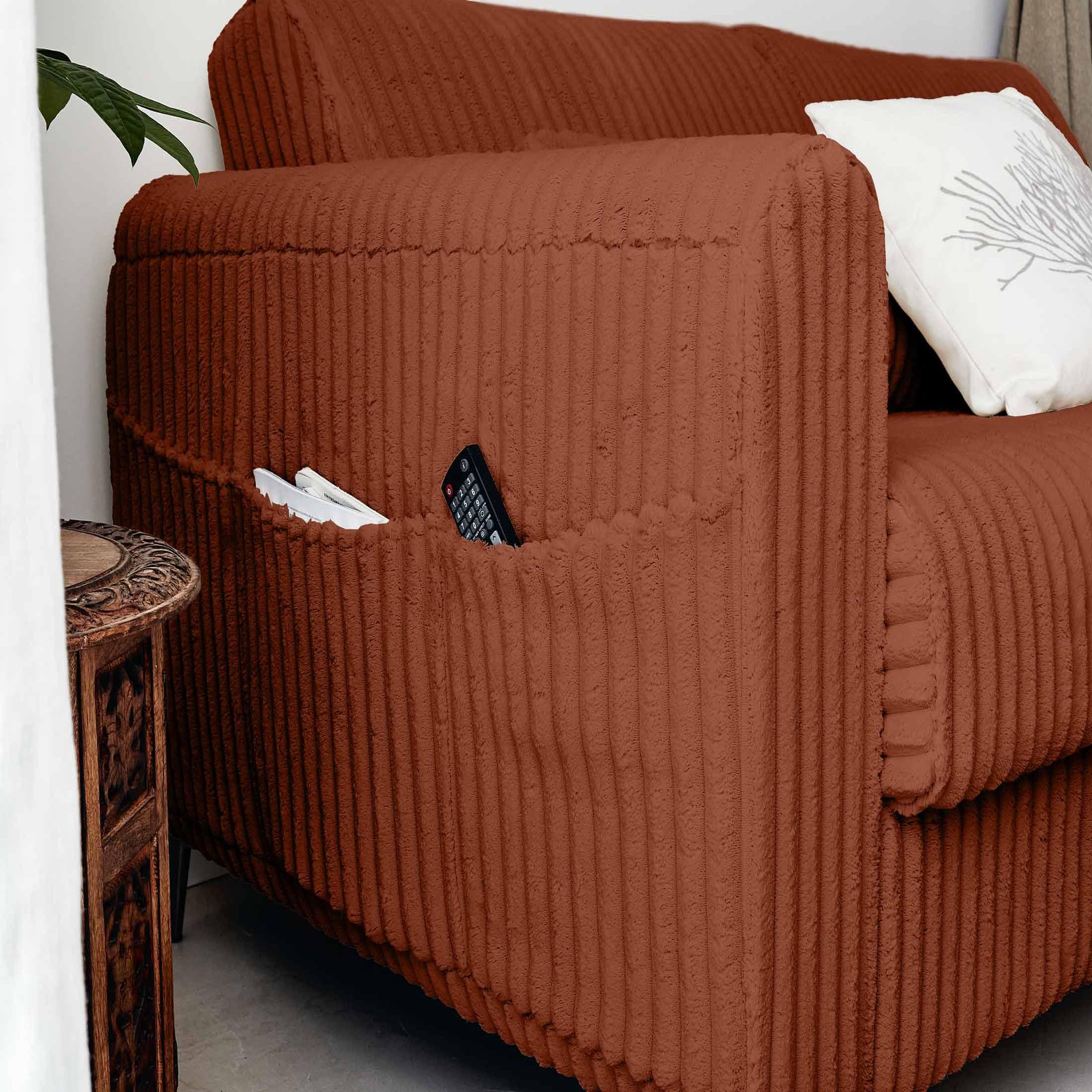 Voir la diapositive 5 : LISA DESIGN Owen - canapé 3 places convertible express couchage quotidien 140 cm matelas 12 cm en velours côtelé grosses côtes