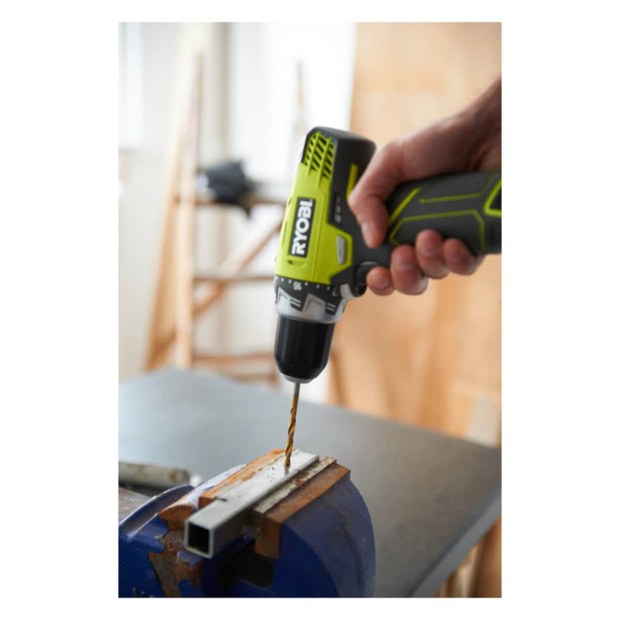 Voir la diapositive 3 : Ryobi Perceuse-visseuse RYOBI 12V - 2 Batteries 2.0Ah - 1 Chargeur RCD1201-220S