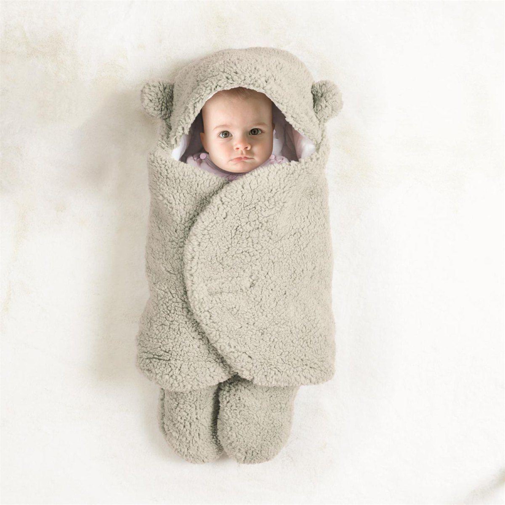 Voir la diapositive 4 : Tom & Zoé Chancelière polaire  ours  76cm gris