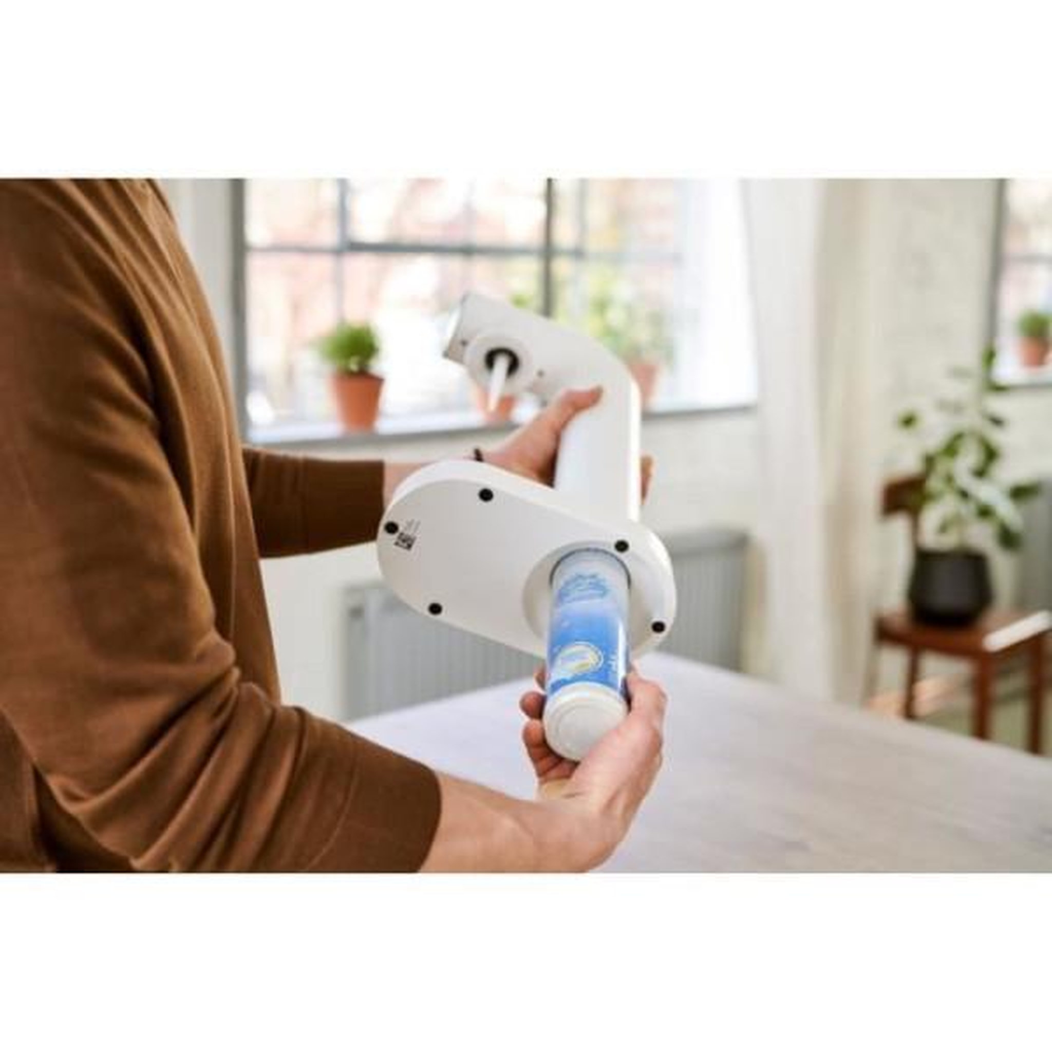 Voir la diapositive 2 : Brita Machine a Soda Cylindre CO2 de réserve BRITA - Pour machines a eau pétillante - Gazéifie jusqu'a 60L d'eau pétillante