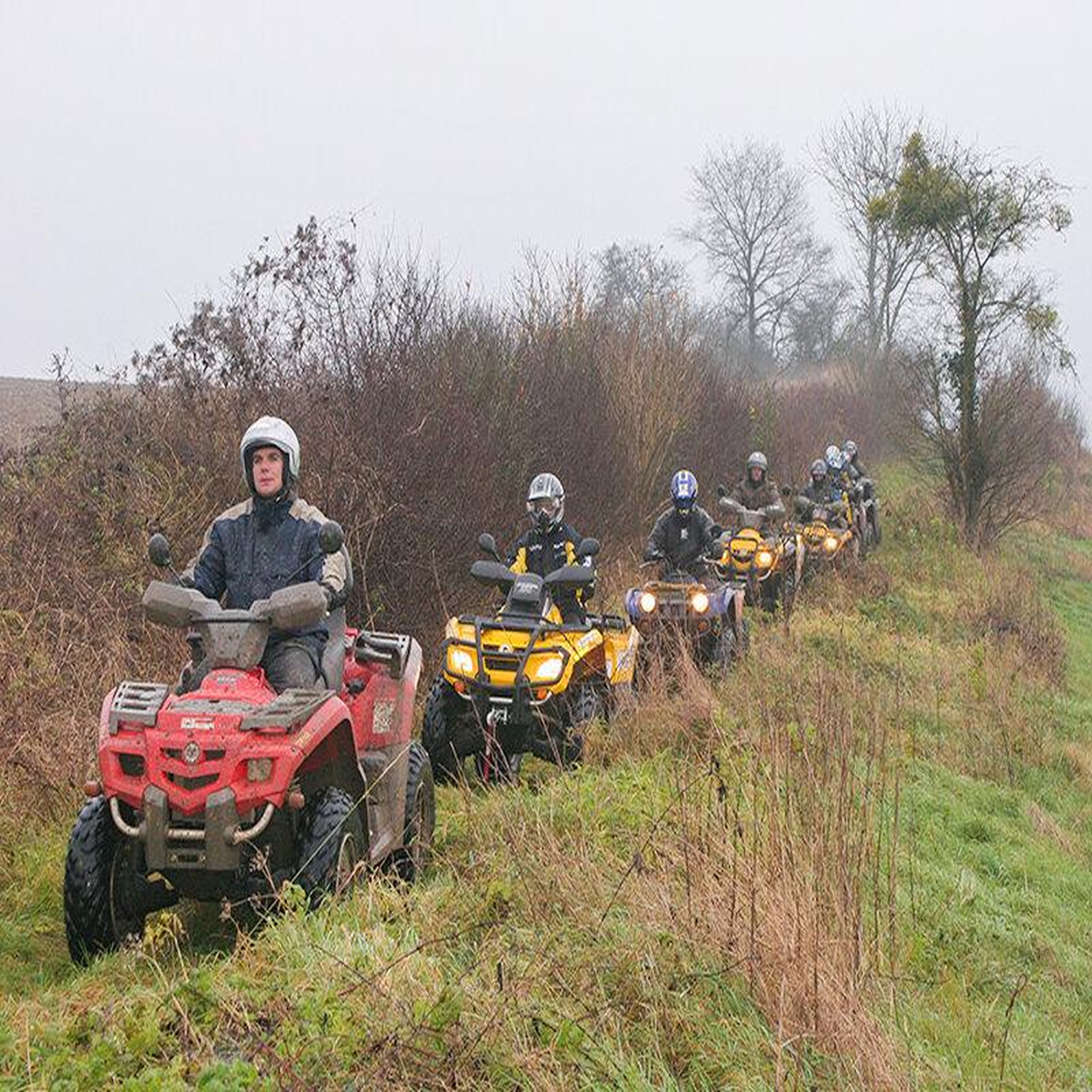 Voir la diapositive 3 : Smartbox Demi-journée d'excursion en quad à la découverte des joyaux de la région de thoiry - coffret cadeau sport & aventure