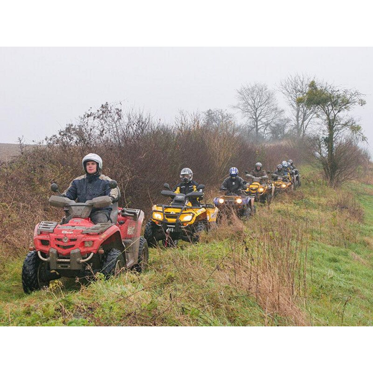Smartbox Demi-journée d'excursion en quad à la découverte des joyaux de la région de Thoiry - Coffret Cadeau Sport & Aventure