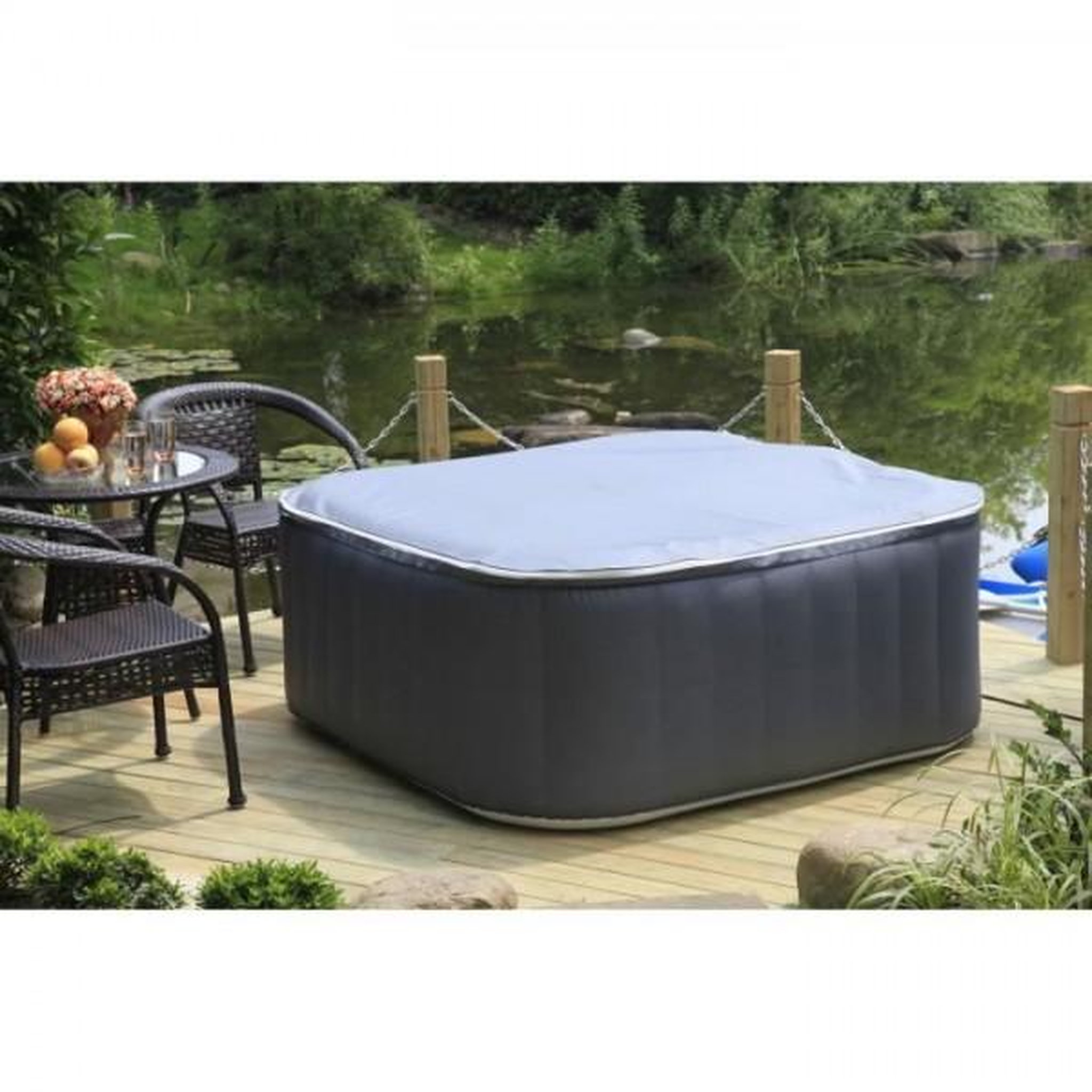 Voir la diapositive 3 : SUNSPA Spa gonflable SUNSPA - AC01-LED - 157 x 67 cm - 4 places - Carré (Livé avec filtre, cadenas, tapis de sol et couverture)