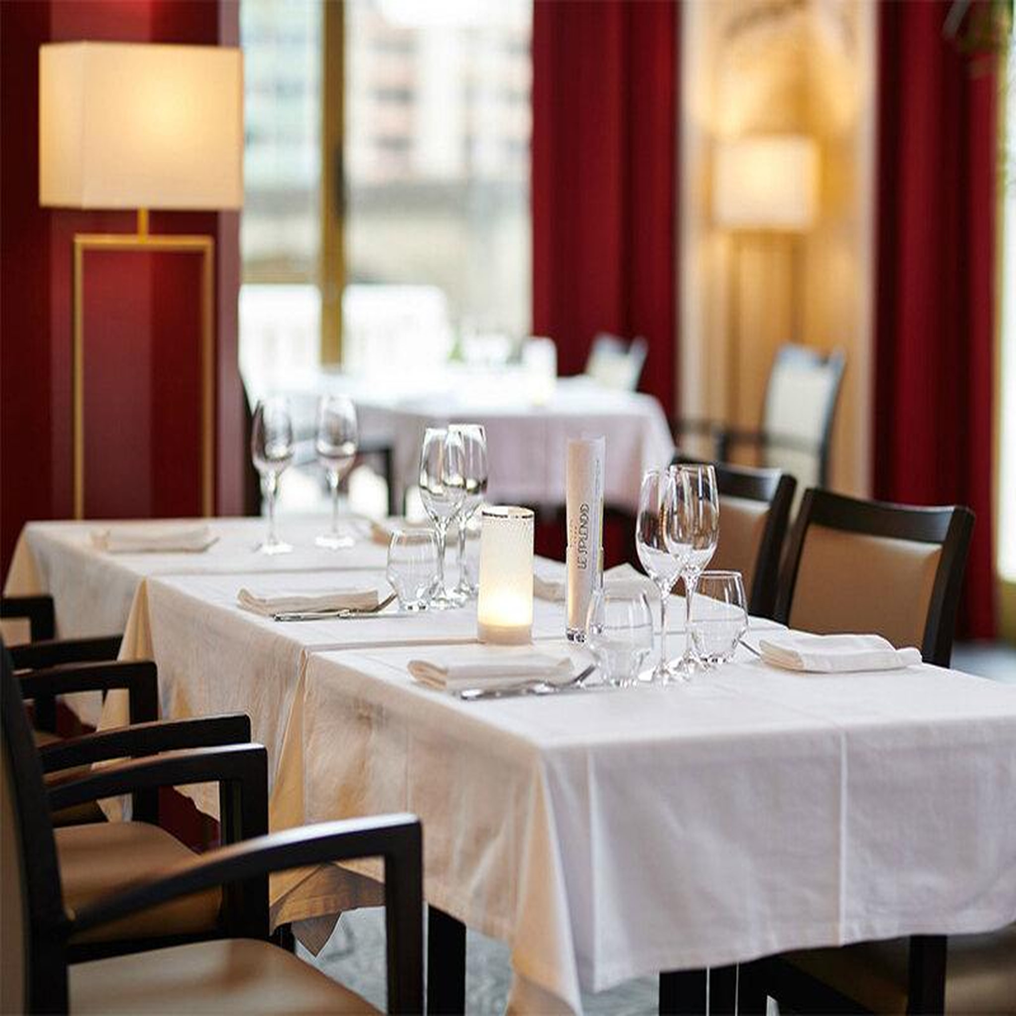 Voir la diapositive 2 : Smartbox 2 jours avec accès à l'espace détente et dîner en hôtel 4* à dax - coffret cadeau séjour