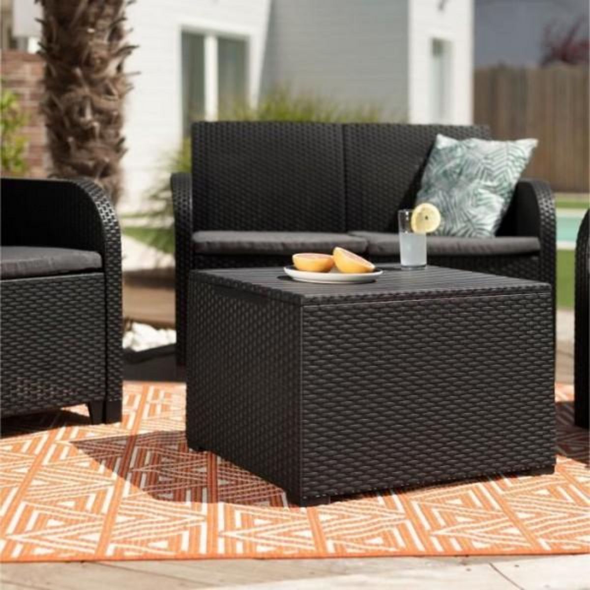 ALLIBERT by KETER Salon de jardin avec coffre de rangement - en résine - Allibert by KETER - 4 personnes - SanRemo - Gris graphite