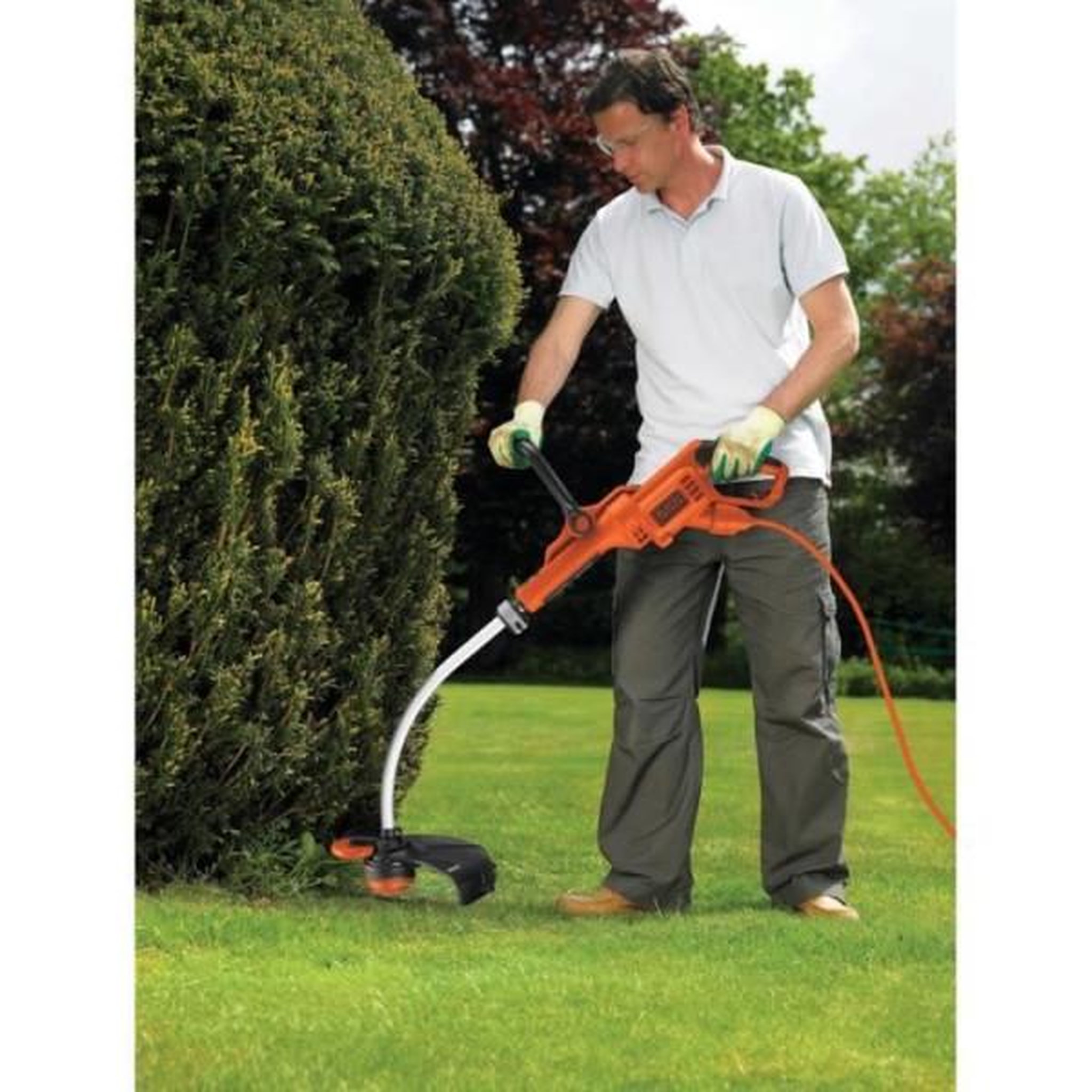 Voir la diapositive 3 : Black et Decker Coupe-bordure électrique BLACK+DECKER - GL8033 - 800W - 33 cm