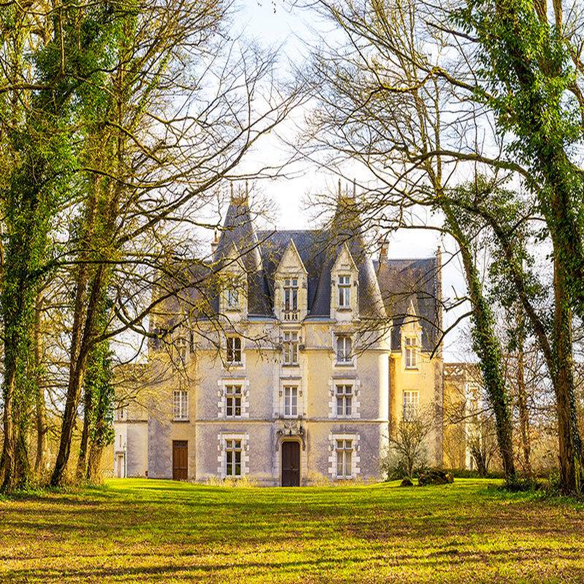 Voir la diapositive 4 : Smartbox Séjour enchanteur de 3 jours dans un château près de poitiers - coffret cadeau séjour
