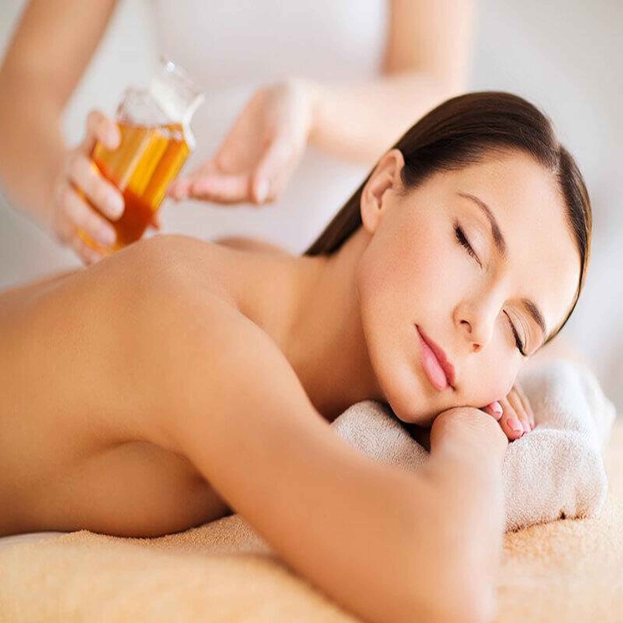 Voir la diapositive 2 : Smartbox Massages à paris - coffret cadeau bien-être