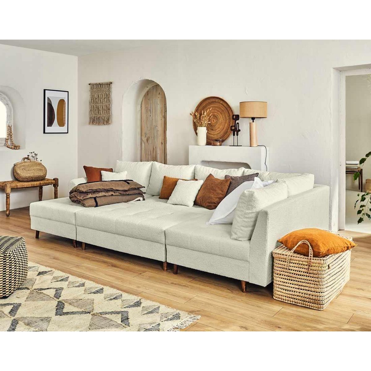 LISA DESIGN Rune - canapé panoramique d'angle droit - 7 places - avec pouf d'appoint - en tissu bouclette