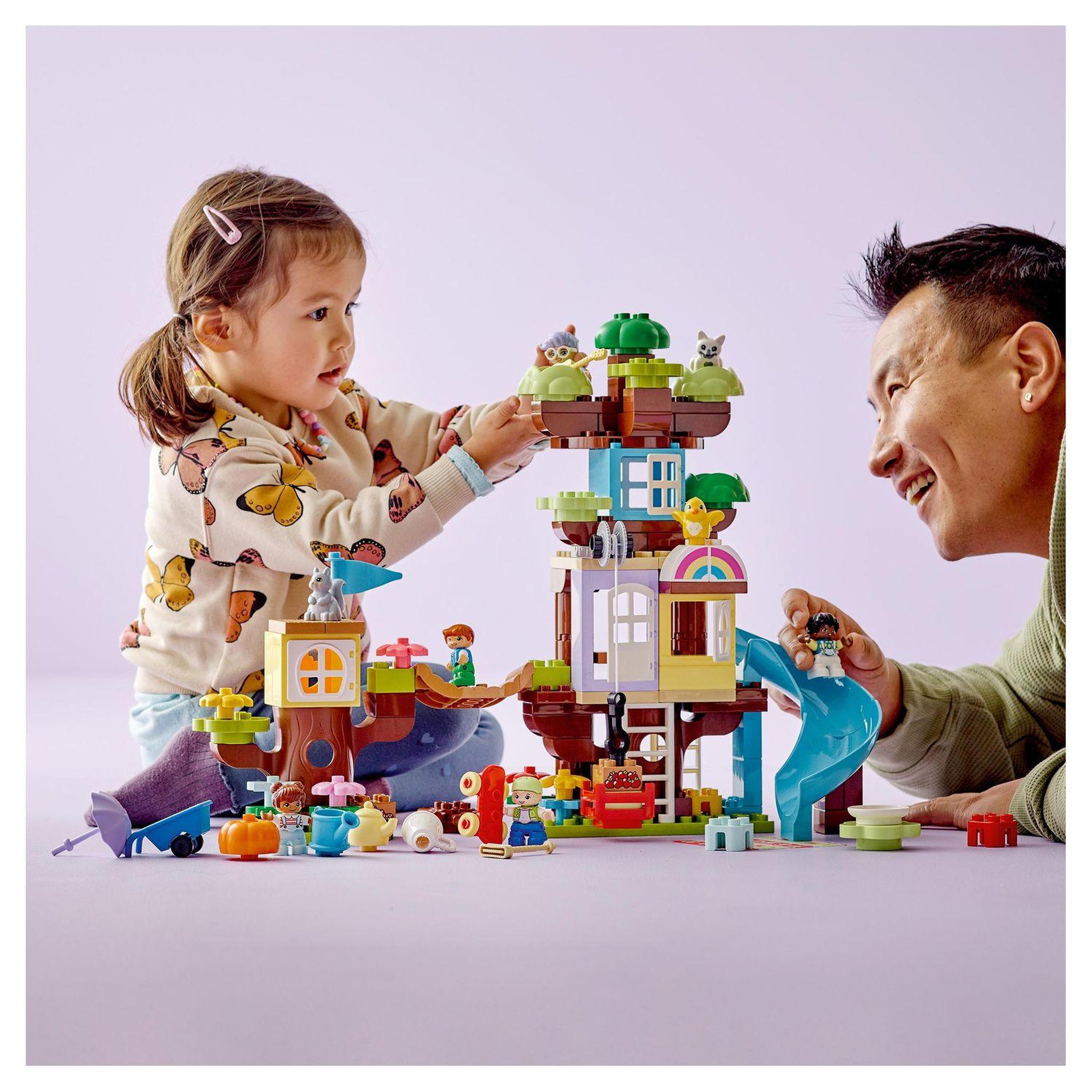 Voir la diapositive 7 : LEGO DUPLO 10993 -  La cabane dans l&rsquo;arbre 3-en-1, Jouet Éducatif pour Enfants Dès 3 Ans, Filles et Garçons, avec 4 Figurines Animaux, des Briques et Toboggan
